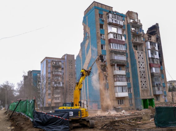 В Тернополе сносят девятиэтажку