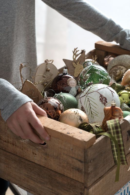 Друге життя старих ялинкових прикрас: прості ідеї, як їх оновити