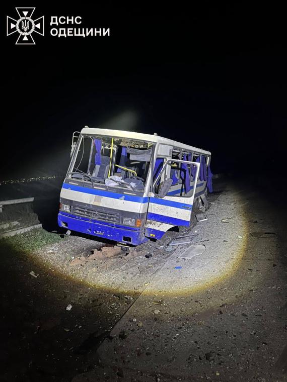 Смертельный удар по Одесской области: спасатели показали ужасные последствия