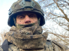 Актер Николай Бычук до войны играл в театре, волонтерил и снял документальный фильм об осаде Чернигова «Лютий». В сериалах играл преимущественно полицейских и судмедэкспертов. В его наследии съемки в «Агентах справедливости», «Вещдоке», «Отважных». Сейчас Николай воюет в полку «Арей»