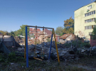 РФ ударила дроном по центру Чугуєва, загинули двоє дітей та їхній батько