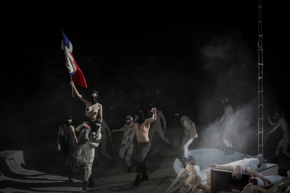 Спектакль "Афродизіак" Максима Голенка на арене Национального цирка в столице. Премьера состоялась в декабре