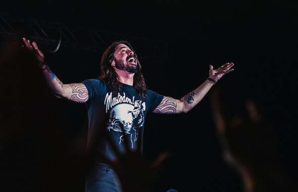 Вокалист и гитарист американской рок-группы Foo Fighters Дэйв Грол