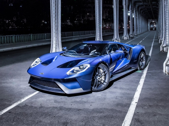 Ford GT разгоняется до 350 км/час