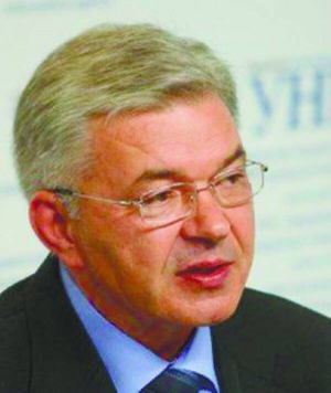 Автоюрист Володимир Караваєв: ”Є дуже багато чиновників і депутатів, які не хочуть, щоб помітили їхні порушення”