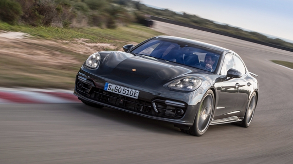 Panamera Turbo S E-Hybrid имеет 680 л.с.