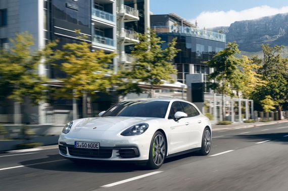 Porsche Panamera універсал