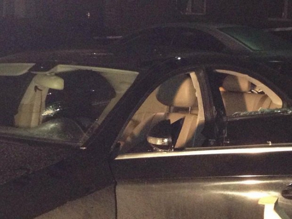 Авто бізнесмена Олександра Ряжева розстріляли поряд з його будинком. У салоні був із дітьми. Вони отримали вогнепальні поранення рук і ніг