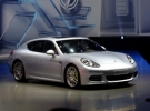 Porsche показала гібридний сопрткар Porsche Panamera E-Hybrid