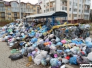 Во Львове возникла критическая ситуация с вывозом мусора