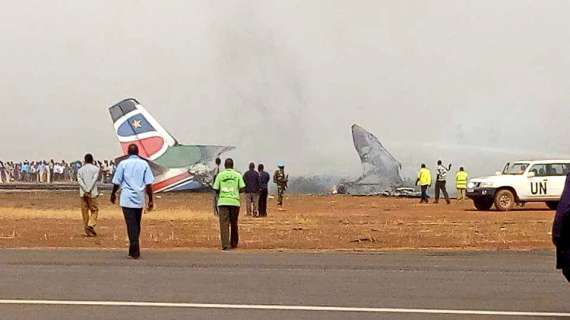 У Південному Судані розбився пасажирський літак
