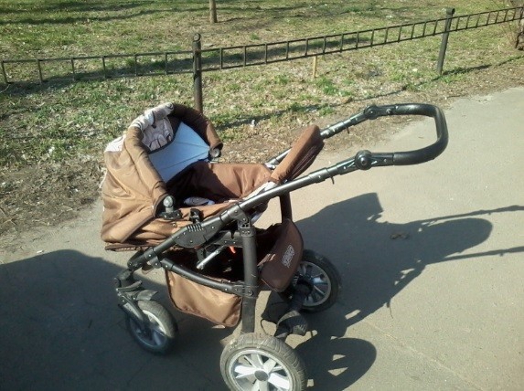 Бетономішалка наїхала на візок