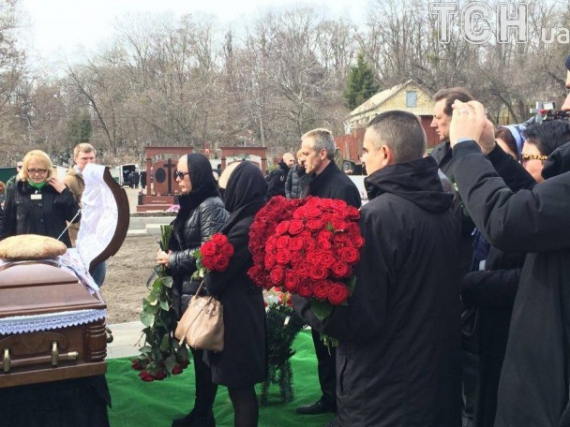 Похоронили застреленного Дениса Вороненкова