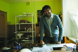 Співзасновник компанії ”Дрон юа” Валерій Яковенко: ”Розробили прототип першого дрона-листоноші, який перевозив би вантажі”