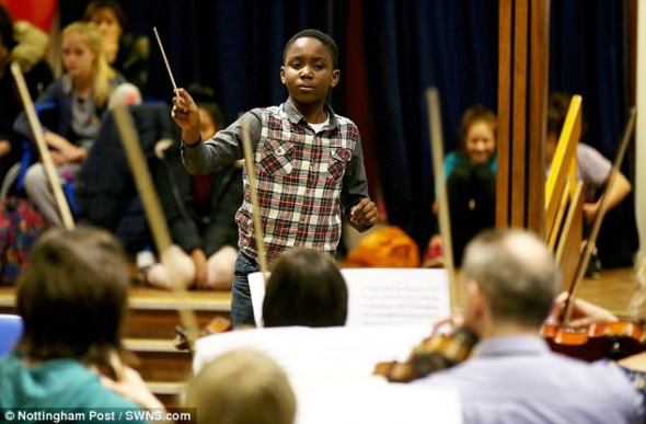 Метью Сміт став наймолодшим в світі диригентом