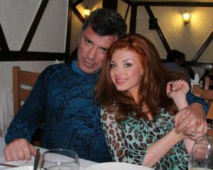 Анна Дурицкая могла быть "подставным лицом", нанятым ФСБ
