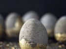 Яйця для крашанок залишають білими