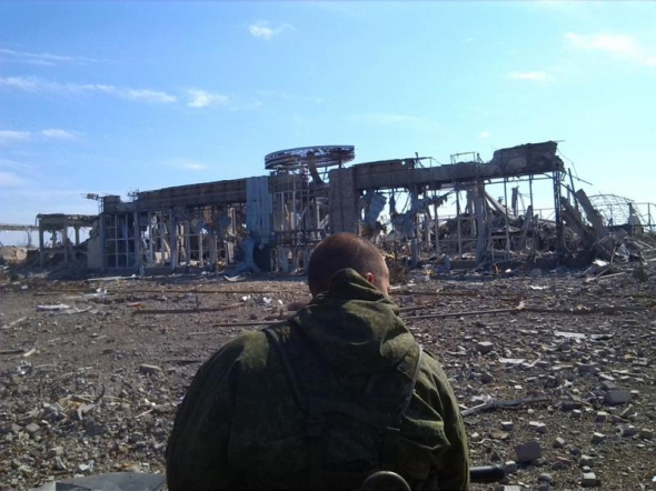 8 апреля 2014 начались бои за Луганский аэропорт. Наши бойцы сдерживали атаки террористов 146 дней