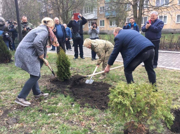 В Авдіївку приїхала віце-спікер Верховної Ради України Ірина Геращенко