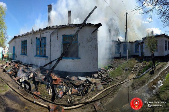 У понеділок вранці в селі Слобідка (Острозький район Рівненської області) згоріла школа