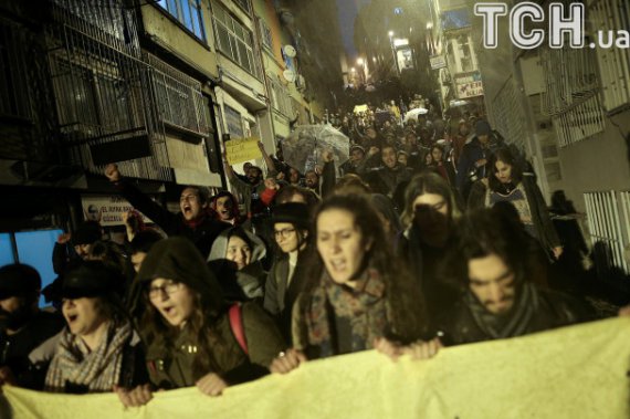 Волна протестов снова накрыла Турцию