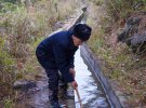Мрія довжиною в 36 років і 10 км: чоловік прорив канал у горах, щоб дати своєму селу воду
