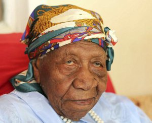 Віолета Мусс-Браун була заміжня за доглядальником кладовища. Прожили у шлюбі понад 50 років. Мали шістьох дітей. Досі живий один син