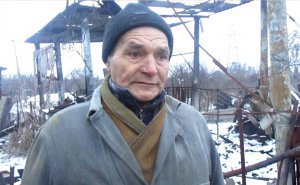 Яків Дяченко все життя пропрацював шахтарем. Потім став пасічником. Тримає кількох корів