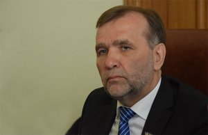 Народного депутата Александра Бакуменко (на фото), как и его коллегу Леонида Козаченко критиковали за то, что, входя в состав других фракций, они голосовали вопреки позиции Аграрной партии