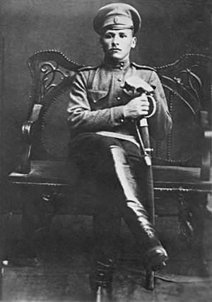 Яков Щирица поддерживал украинизацию царской армии.
