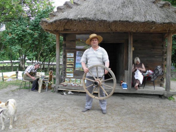 Эдуард Валеев рисует украинские пейзажи