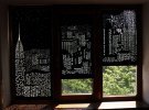 Штори світять вогнями великих міст