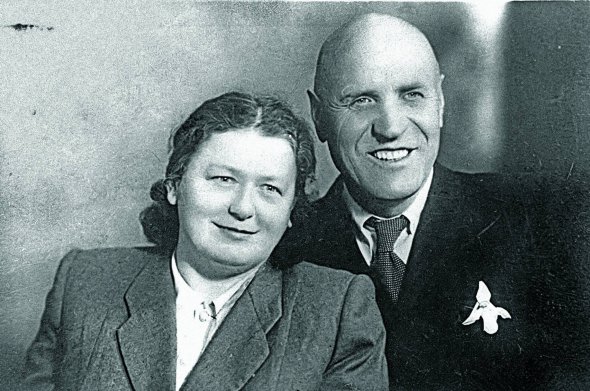 Подружжя Дарина Макогон та Іван Дроб’язко, 1950-ті роки