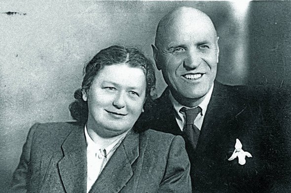 Подружжя Дарина Макогон та Іван Дроб’язко, 1950-ті роки