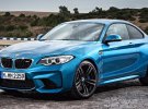 Максимальная скорость автомобиля ограничена электроникой на 250 км/ч, «спринт» до 100 км/ч с места BMW M2 осуществляет за 4,3 секунды.