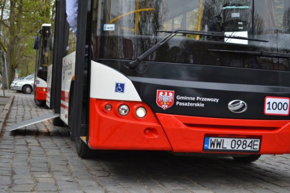 Польская компания Warbus закупила 11 городских автобусов ZAZ 10C , двое из них уже вышли на дороги города Оборники, что в Великопольском воеводстве.