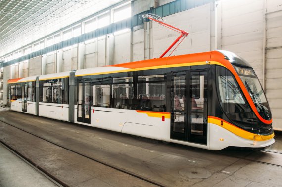 Татра-Юг представляет новую модель трамвайного вагона