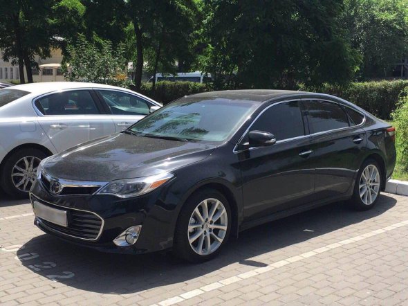 Toyota Avalon у місцевого прокурора в Одесі