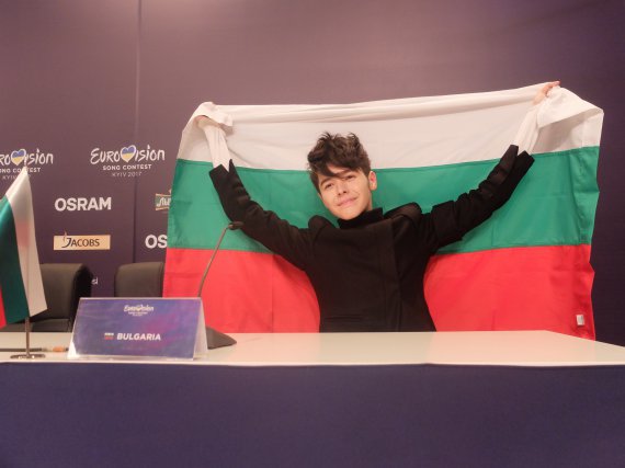 Прес-конференція 10 фіналістів другого півфіналу Євробачення-2017: Крістіан Костов, Болгарія