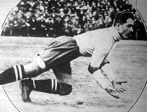 Хиден защищал не только ворота, но и Францию на войне