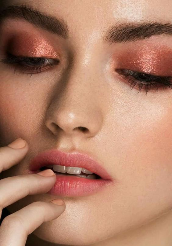 Макіяж очей з крем-тінями