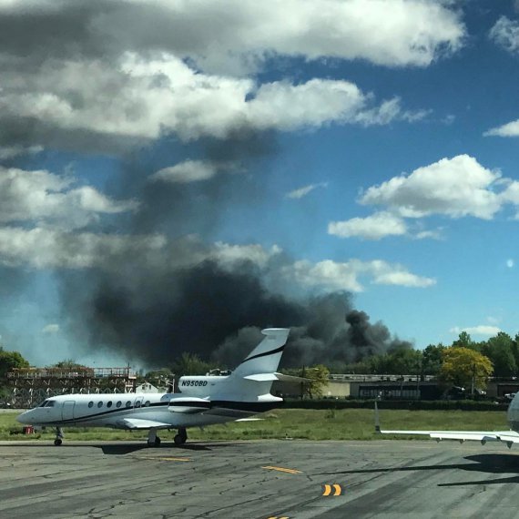 Реактивный пассажирский самолет потерпел крушение в США
