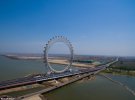 В Китае построили ультрасовременное колесо обозрения