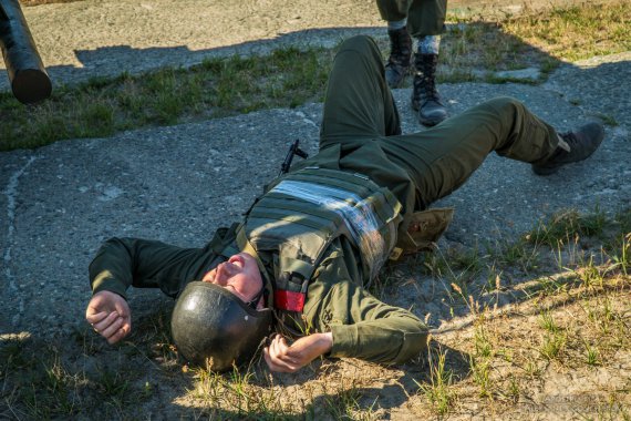 Під Києвом пройшли військові змагання. Українські силовики показали свою витримку