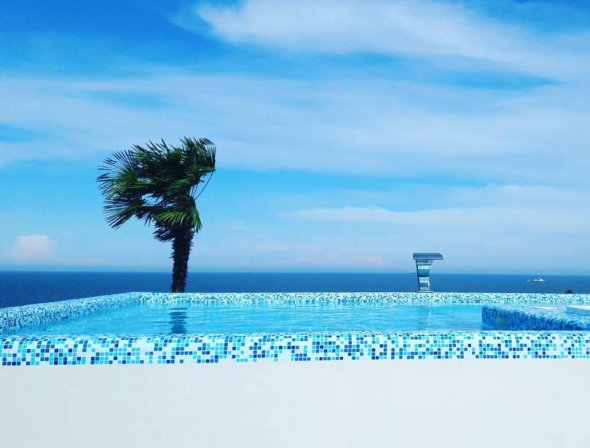 В Ісландії піти в басейн дешевше, ніж випити алкоголю в барі.