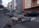 Таким образом львовяне напомнили местным властям, что отходы под их окнами давно не вывозили