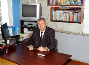 Похоронили директора школы №31 города Краматорск Николая Деркаченко