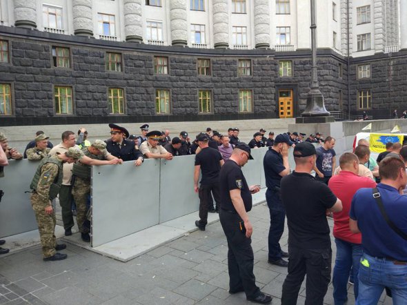 За правопорядком спостерігали близько 30 співробітників правоохоронних органів