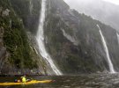 Очень красивые виды гор, лесов и побережья Новой Зеландии