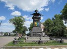 Розфарбували російський герб на пам'ятнику Петру І